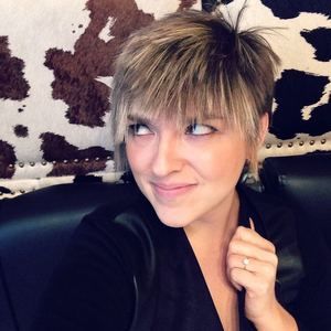 Meet your Posher, Abby